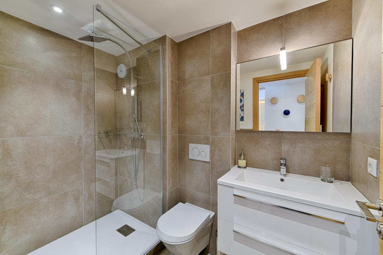 שאמוני Thedrus Luxury Apt, Swimming Pool, Spa & More מראה חיצוני תמונה