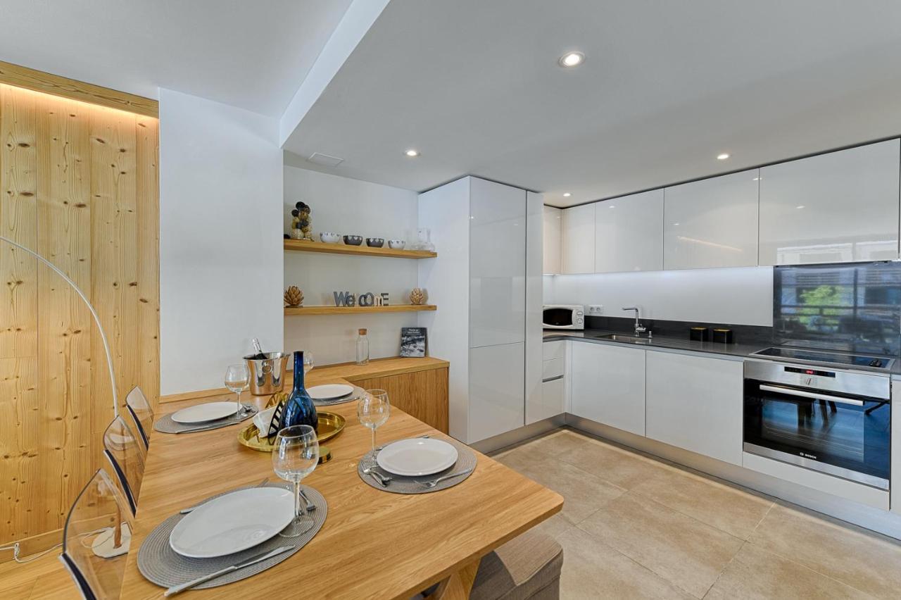 שאמוני Thedrus Luxury Apt, Swimming Pool, Spa & More מראה חיצוני תמונה